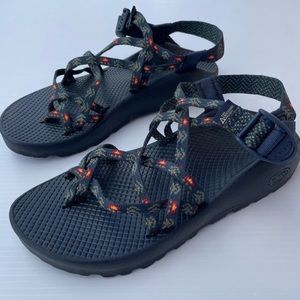 Chaco The Landmark Project Smokey The Bear ZX/2 Sandal size 8